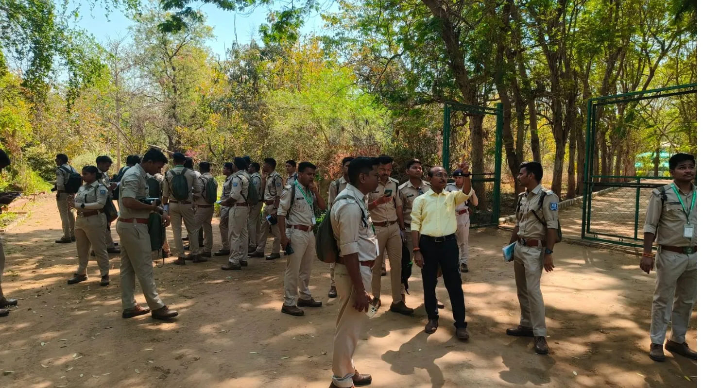 Forest Range Officer, ઓડિશા, વન્ય જીવો, ઇન્દ્રોડા પાર્ક, ગુજરાત