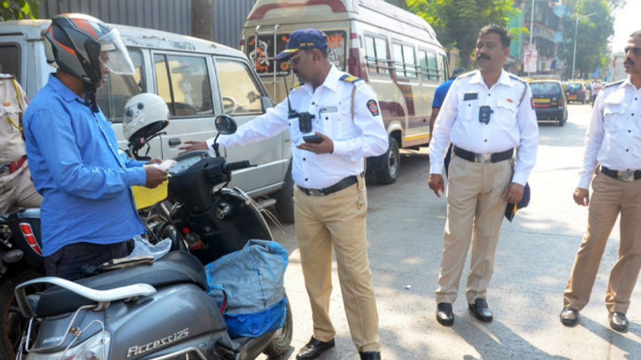 Traffic Policeની અમદાવાદમાં ડ્રાઇવ, 3 કરોડનો દંડ વસૂલાયો