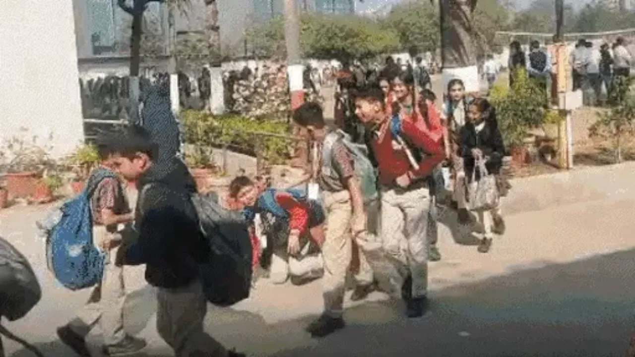 Ahmedabad Crime Branch Bomb Threat Arrest