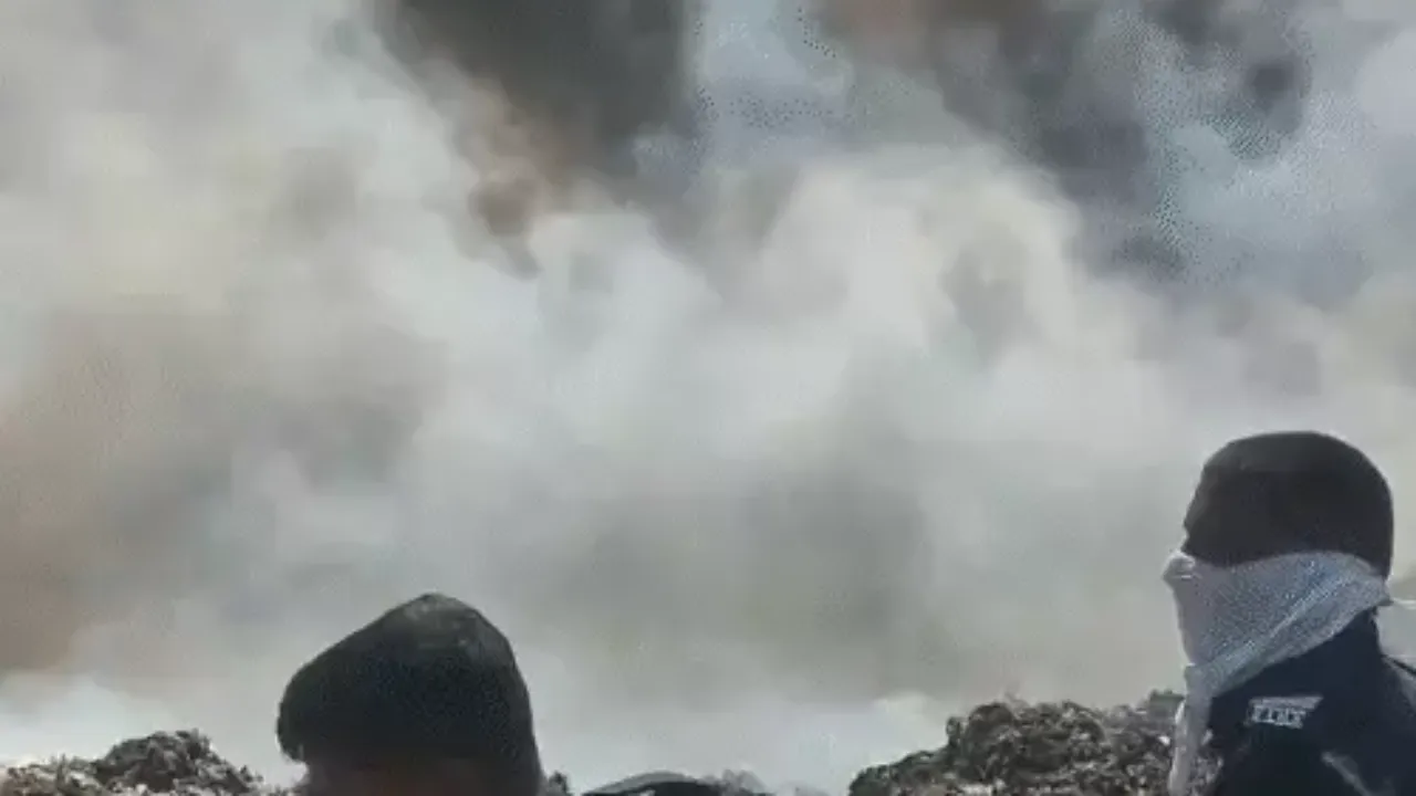 Surat Khajod Dumping Site Fire