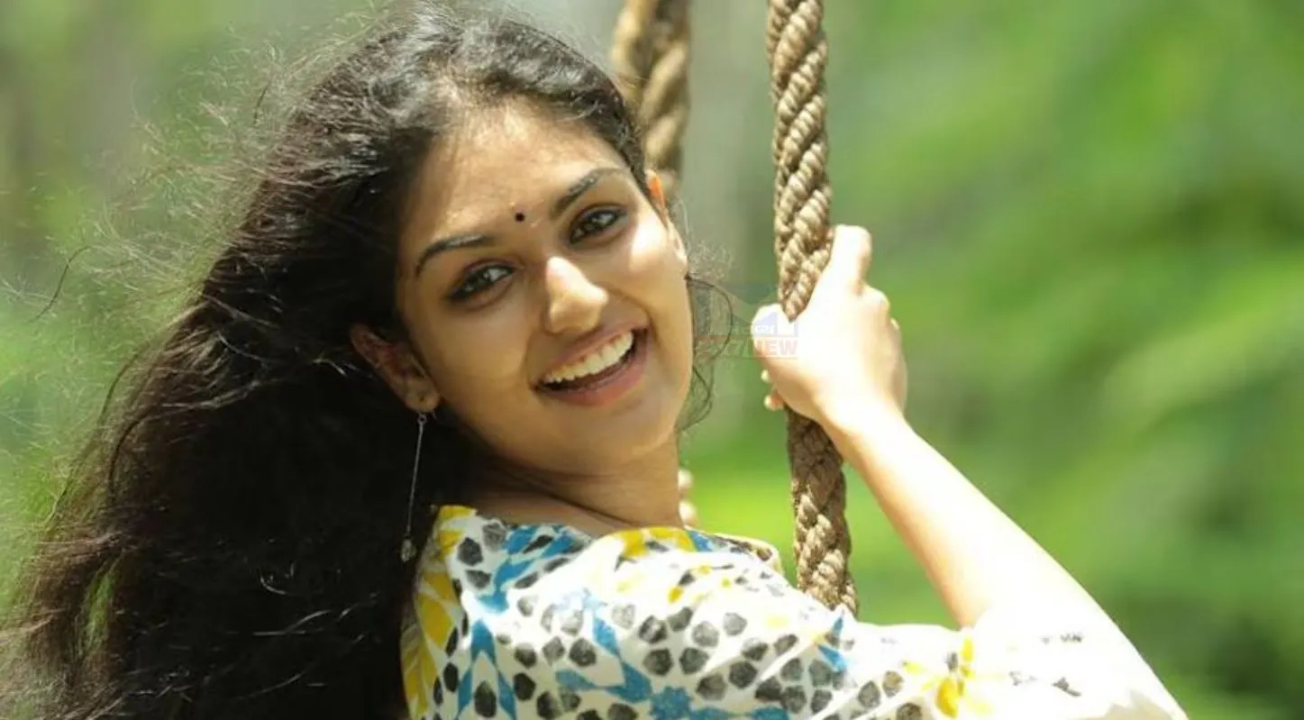 Prayaga Martin, મલયાલમ, અભિનેત્રી, મલયાલમ સ્ટાર મોહનલાલ, સાઉથ સિનેમા