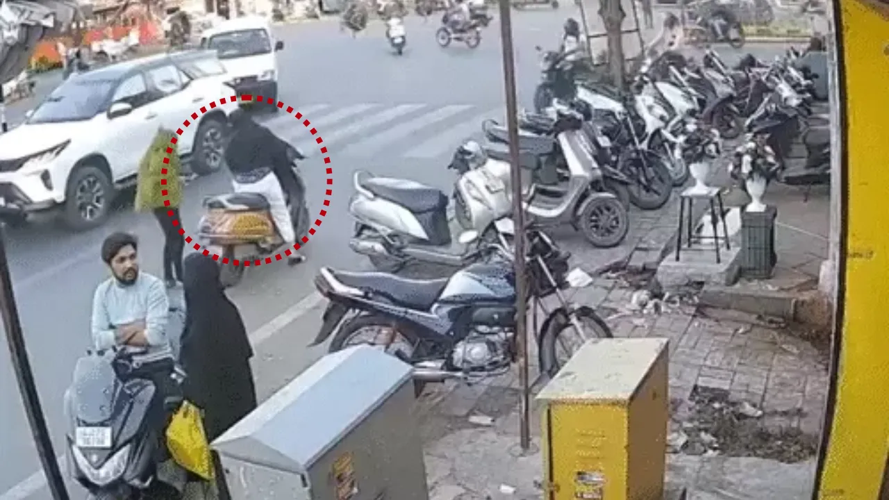 Ahmedabad AMTS Bus Accident CCTV