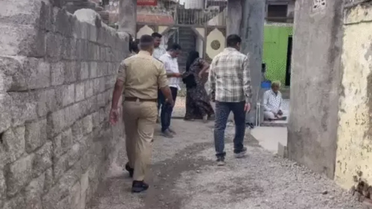 Gadhada Group Clash