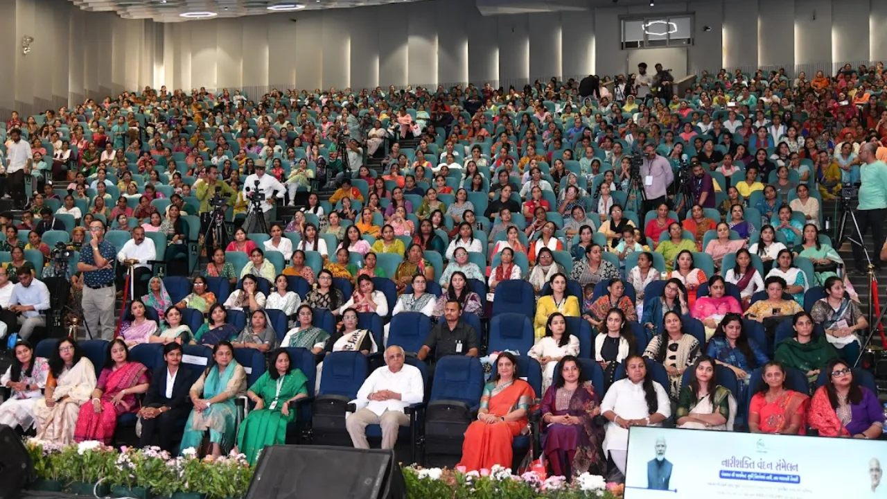 Nari Shakti Vandan Sammelan Gandhinagar