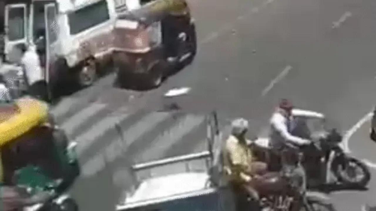Rajkot Parewadi Chowk Accident