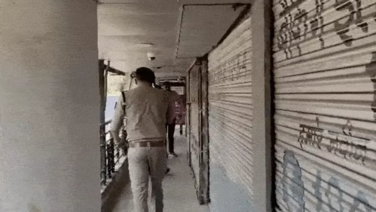 Surat Varachha SBI Bank Robbery