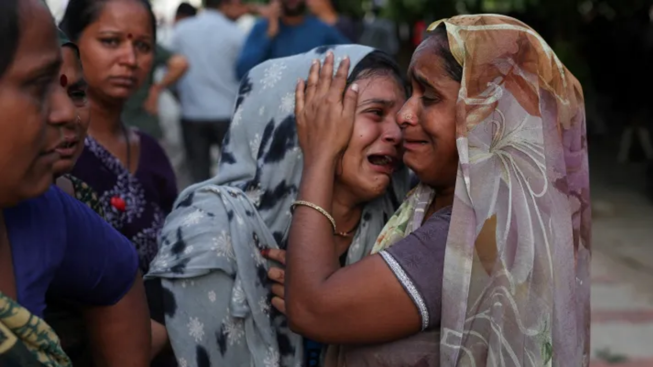 AI 171 Plane Crash પીડિતો હજી પણ વળતરની રાહમાં