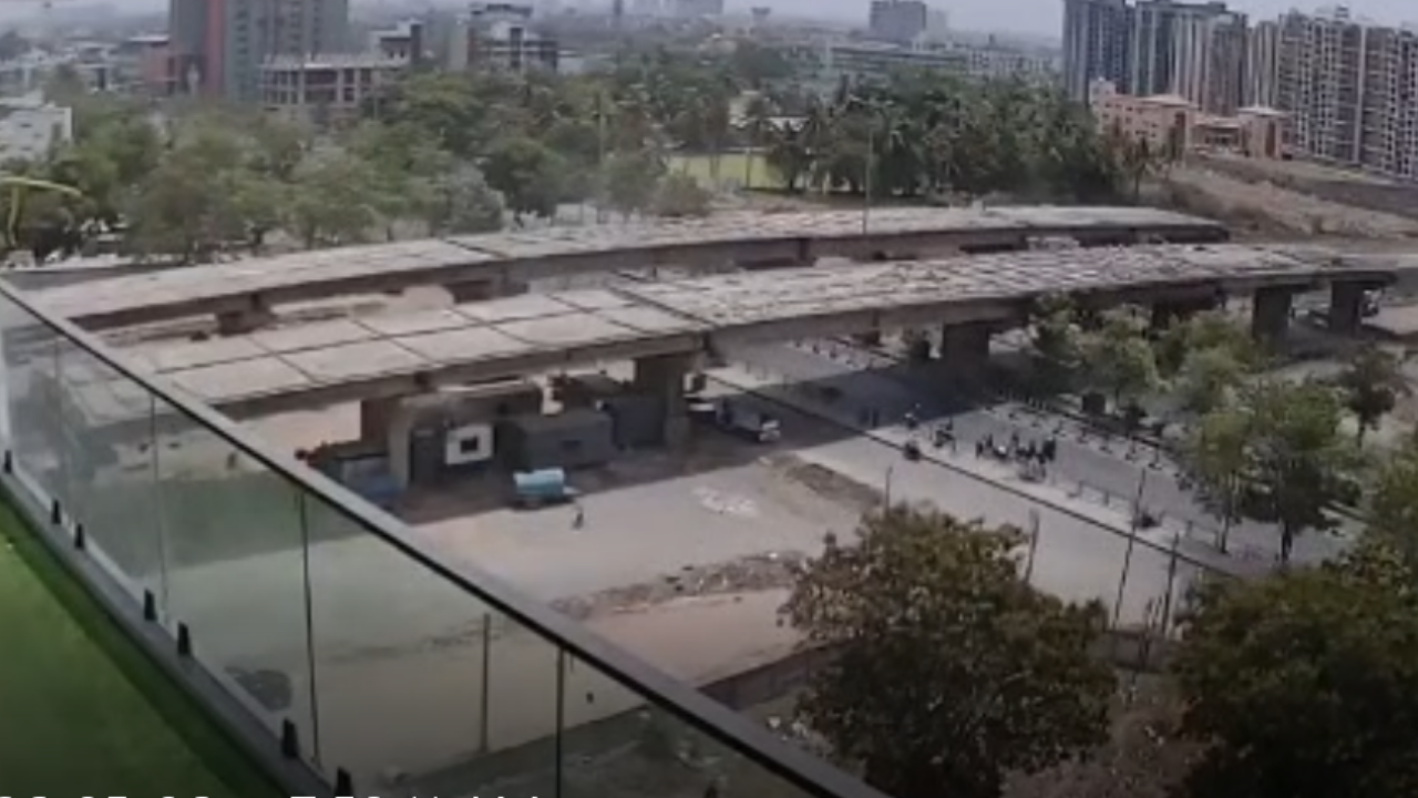 સુરતમાં STએ યુવતીને કચડી નાખી
