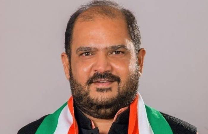 Nirav Bakshi