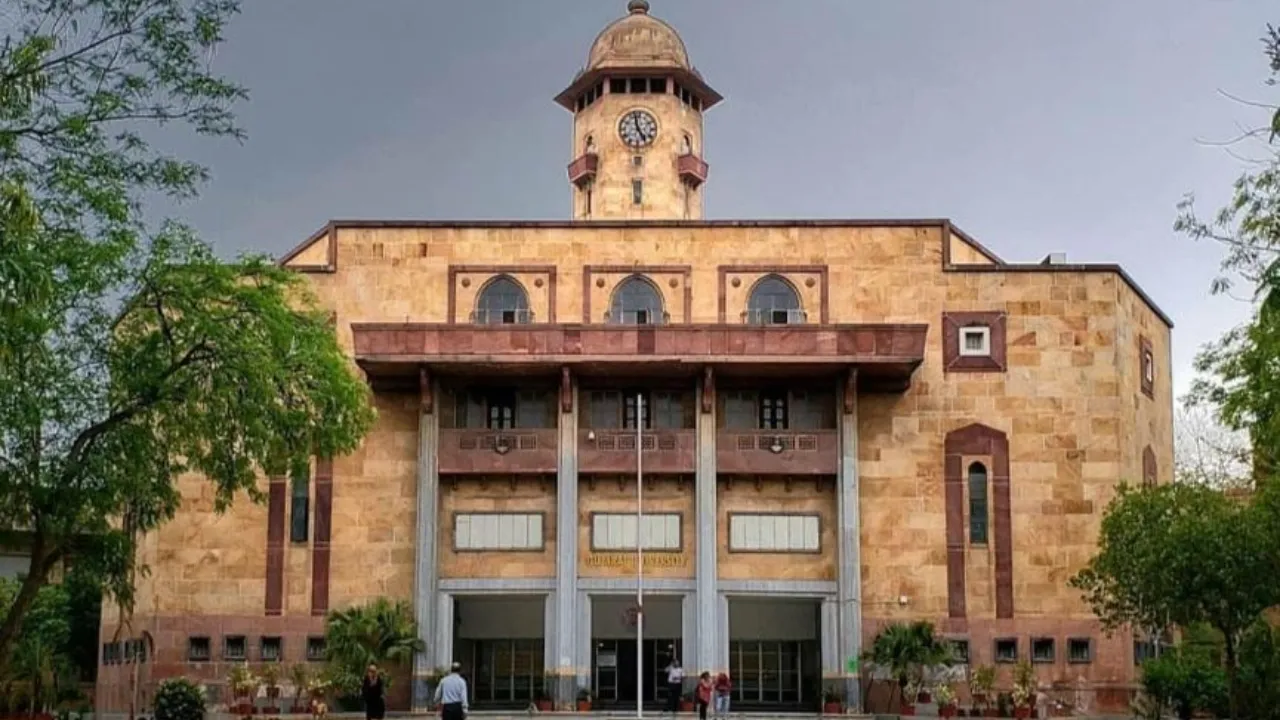 Gujarat University BCom Exam Issue