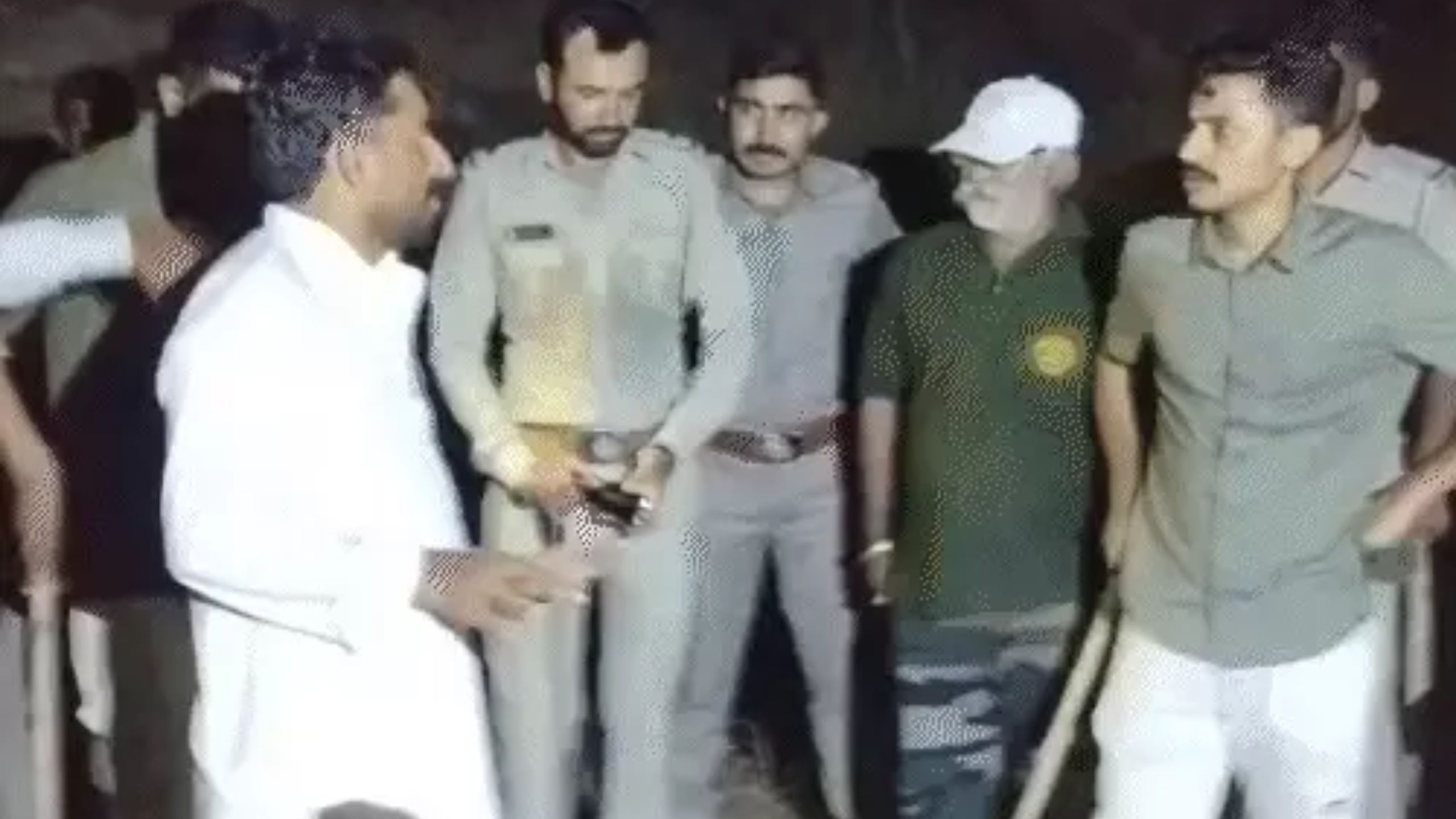 Amreli Lioness Attack