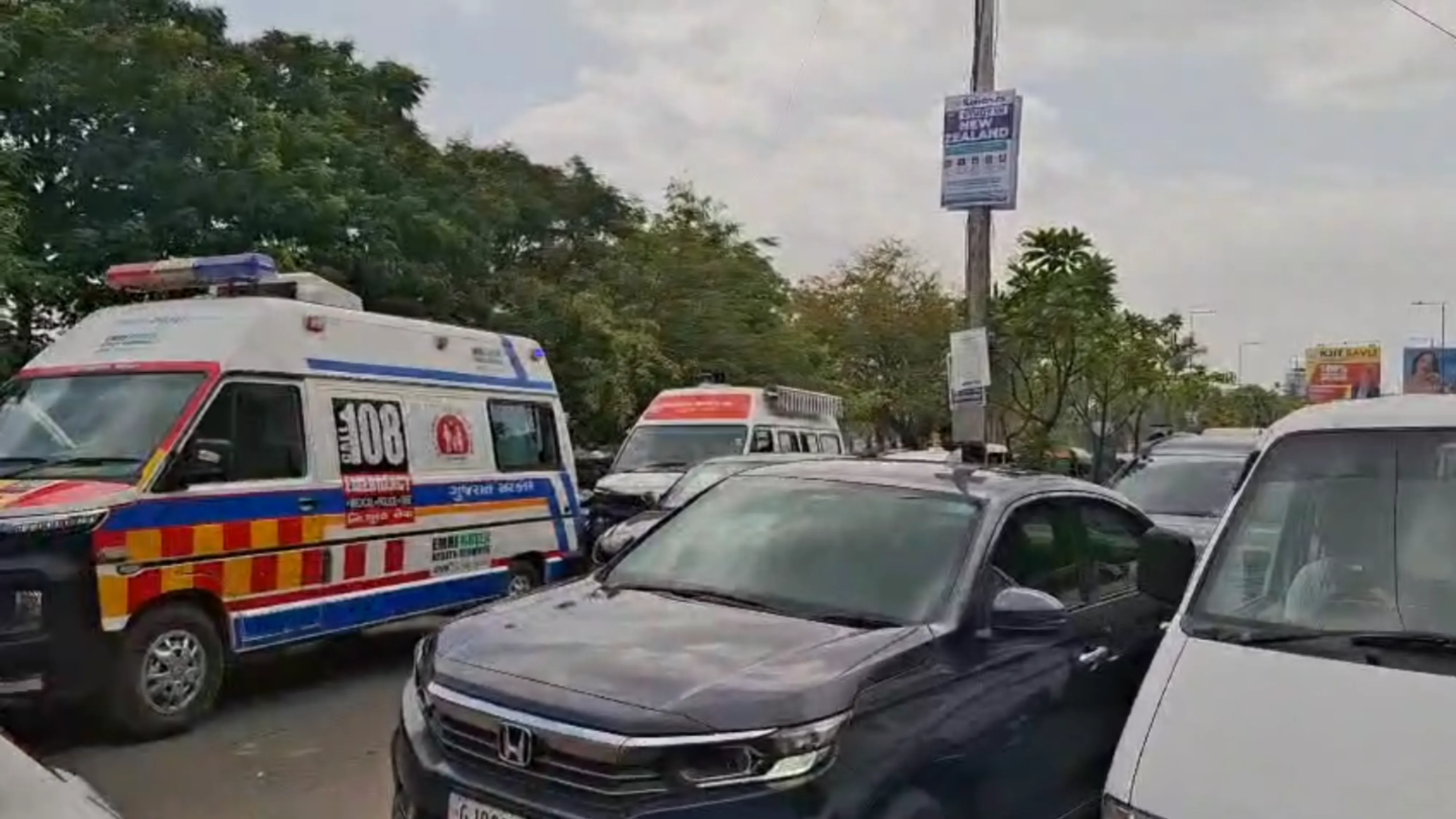 Vadodara Gotri Road Traffic Jam