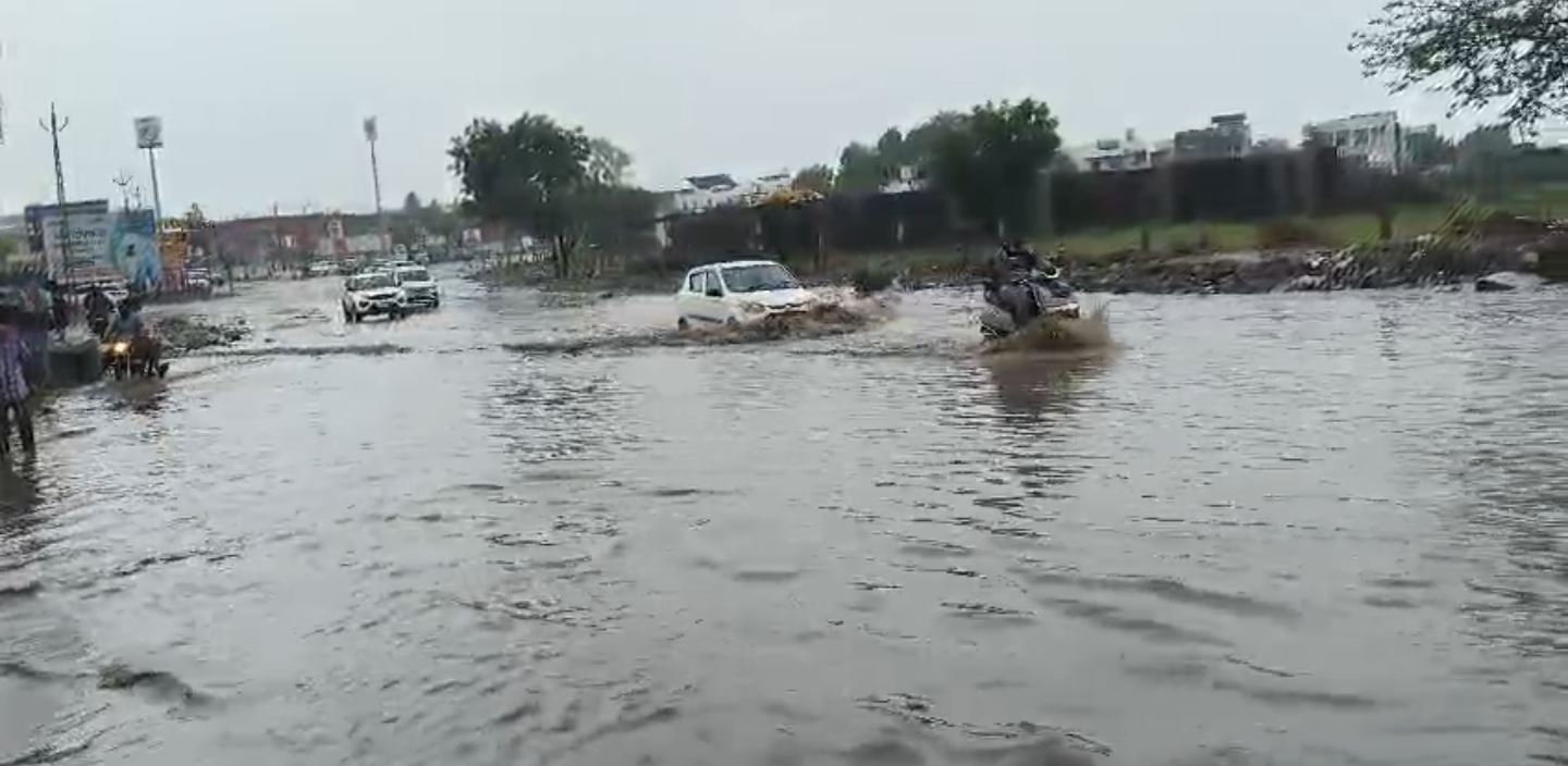 Gujarat Flood: તબાહીનો ચિતાર