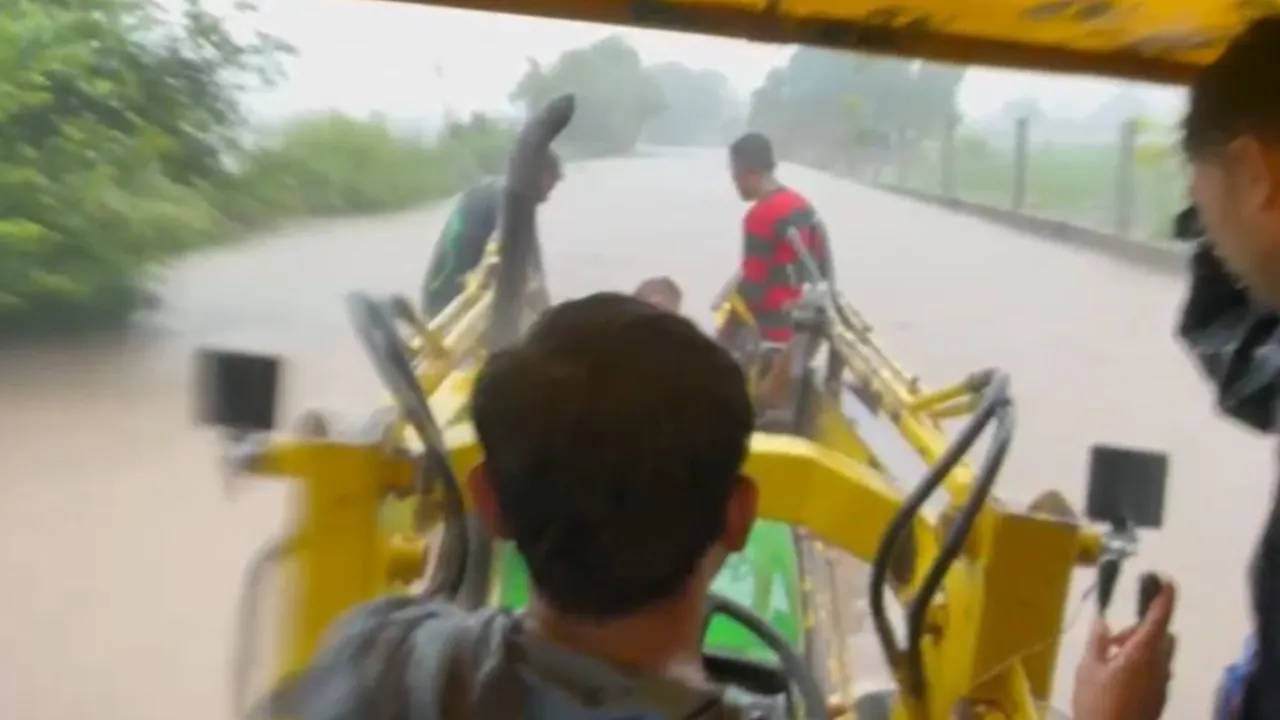 Calamity from the skies in Junagadh district