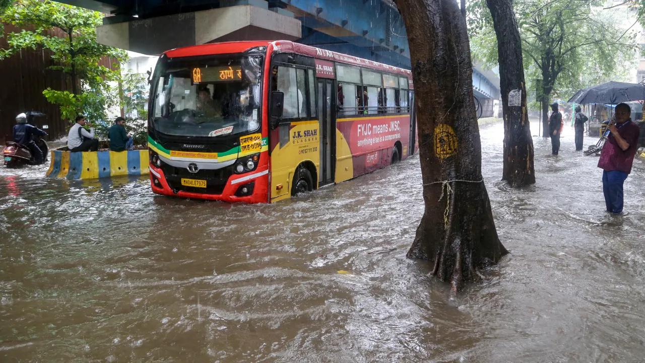 Torrential rain i