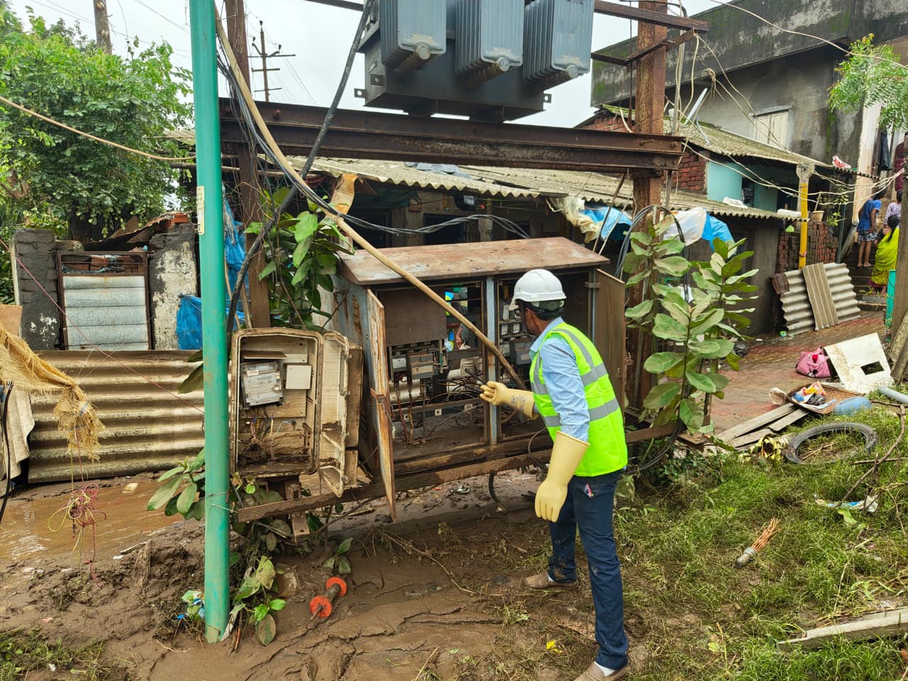 Power Supply Restoration: DGVCLની મેગા કામગીરી