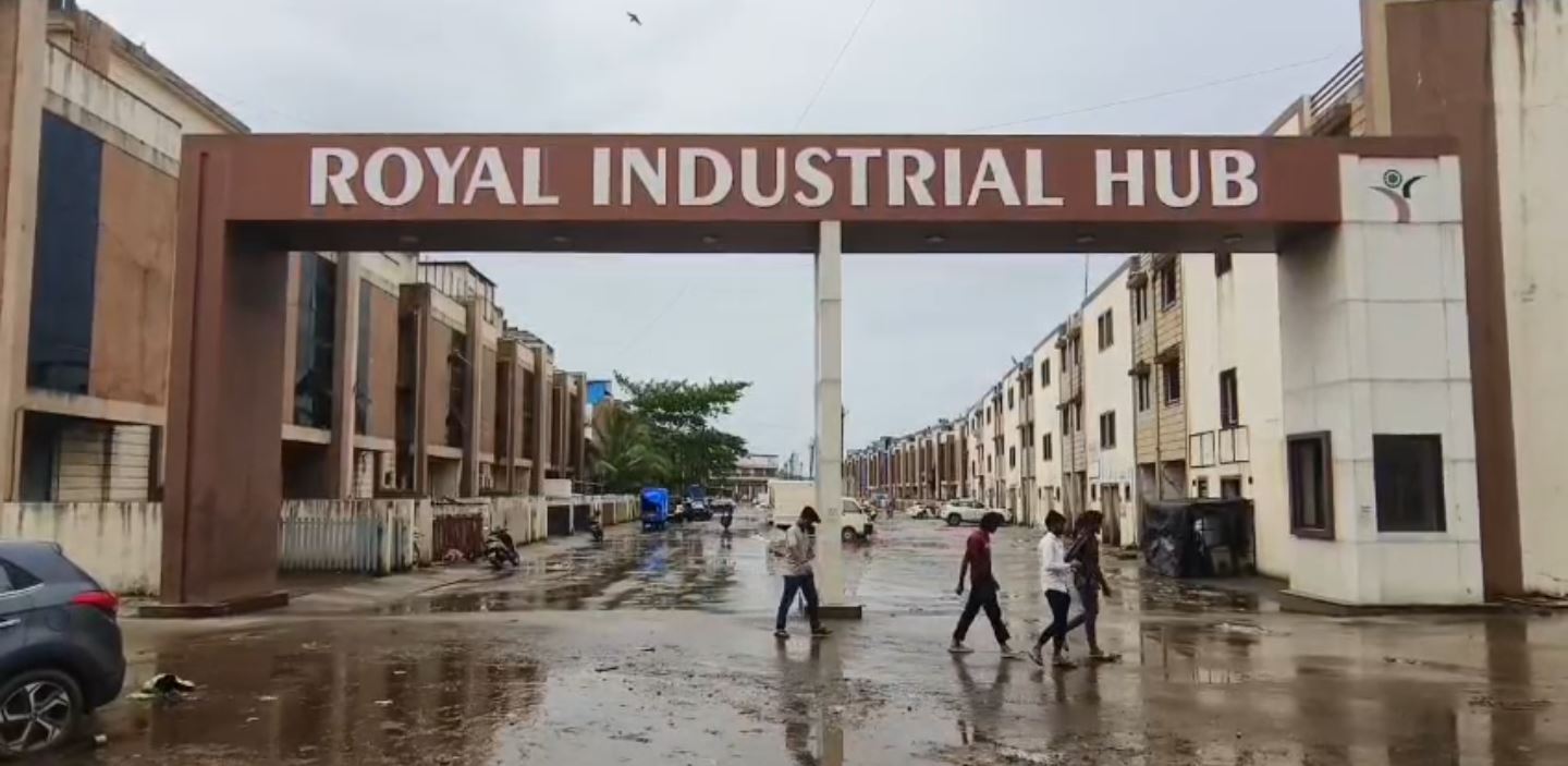Valsad Flood: કરોડોનું નુકસાન, ઉદ્યોગો ઠપ