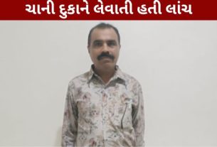 L ડિવિઝન ટ્રાફિક પોલીસ સ્ટેશનમાં ફરજ બજાવતા ASI મુકેશજી રાજપૂત અકસ્માતના કેસમાં કાર્યવાહી ન કરી અરજી દફતરે કરવા માટે ₹10 હજારની લાંચ (Bribe) લેતા રંગે હાથ ઝડપાયો છે