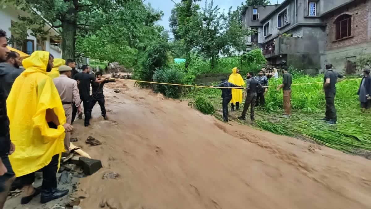 India Heavy Rain: ગુજરાતથી કાશ્મીર સુધી વરસાદનો કહેર