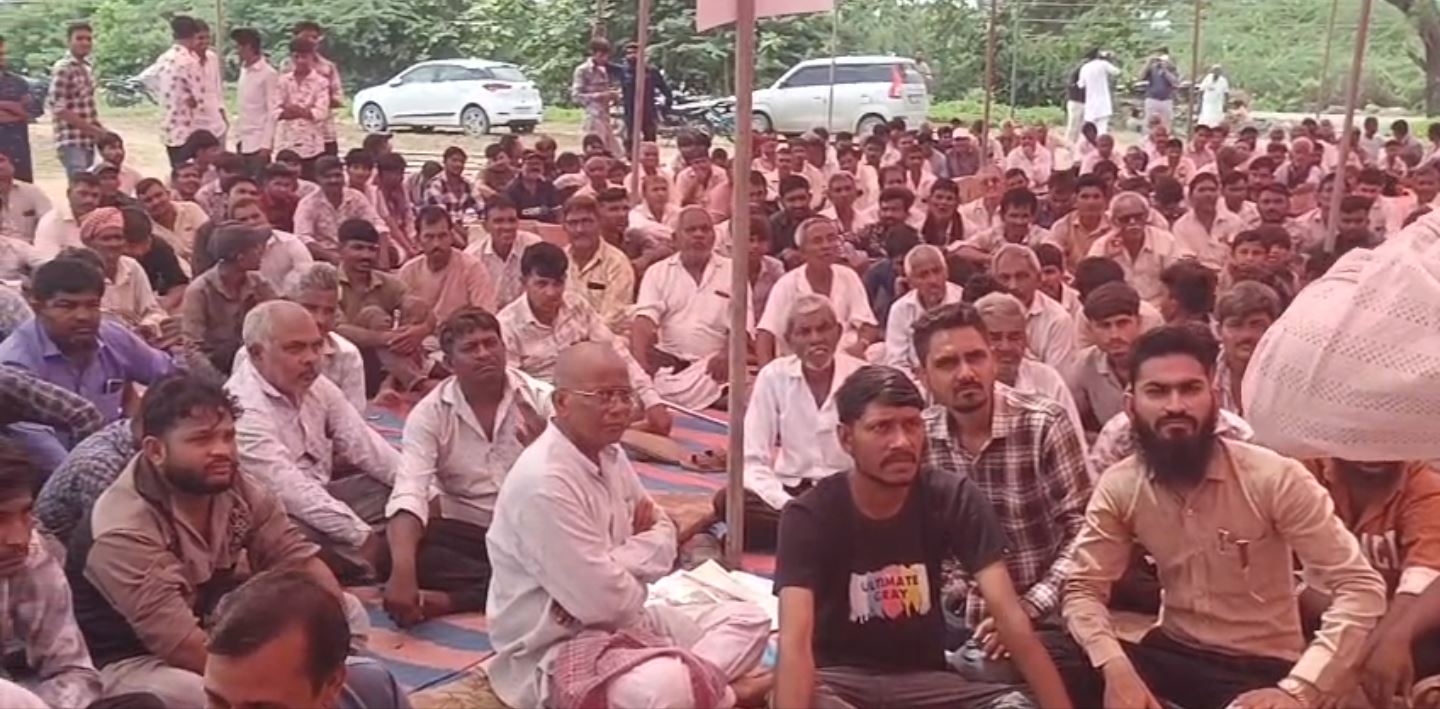 Chemical Water Pollution: ભેટાવાડામાં કેમિકલયુક્ત પાણી સામે Protest!