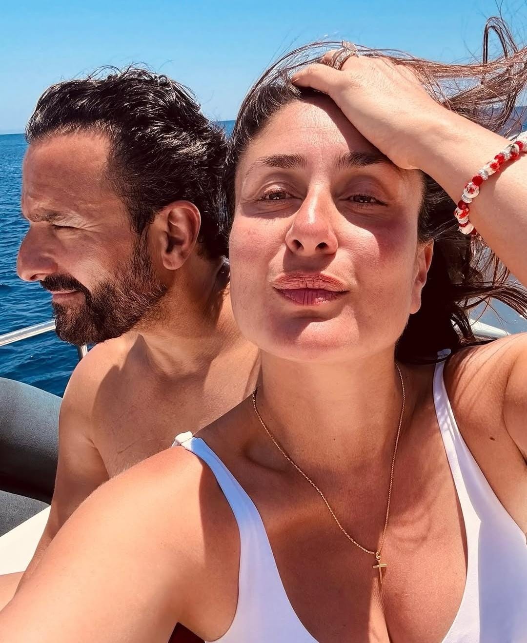 Kareena Kapoor Bikini Look: સૈફ સાથે રોમેન્ટિક તસવીરો વાયરલ