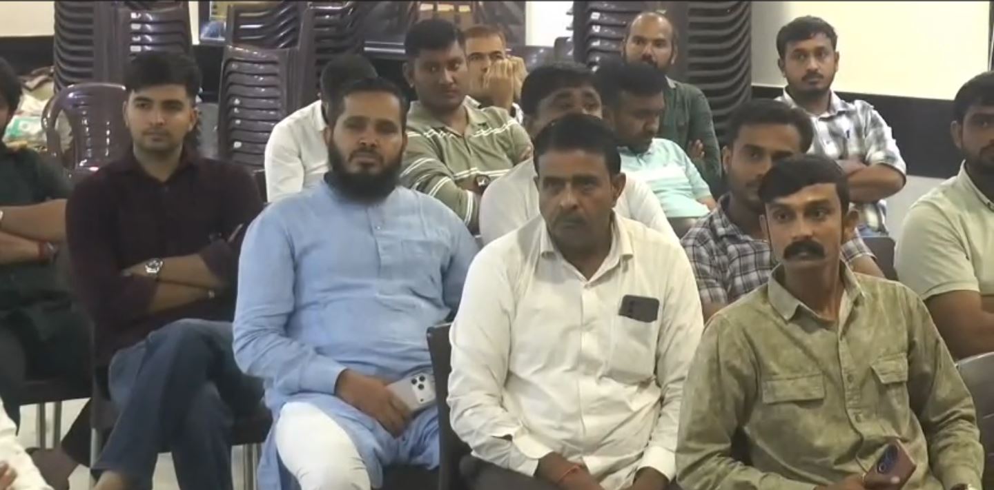 CNG Dealers Protest: 15 ઓગસ્ટ સુધી કમિશન નહીં વધે તો 65 પંપ બંધ