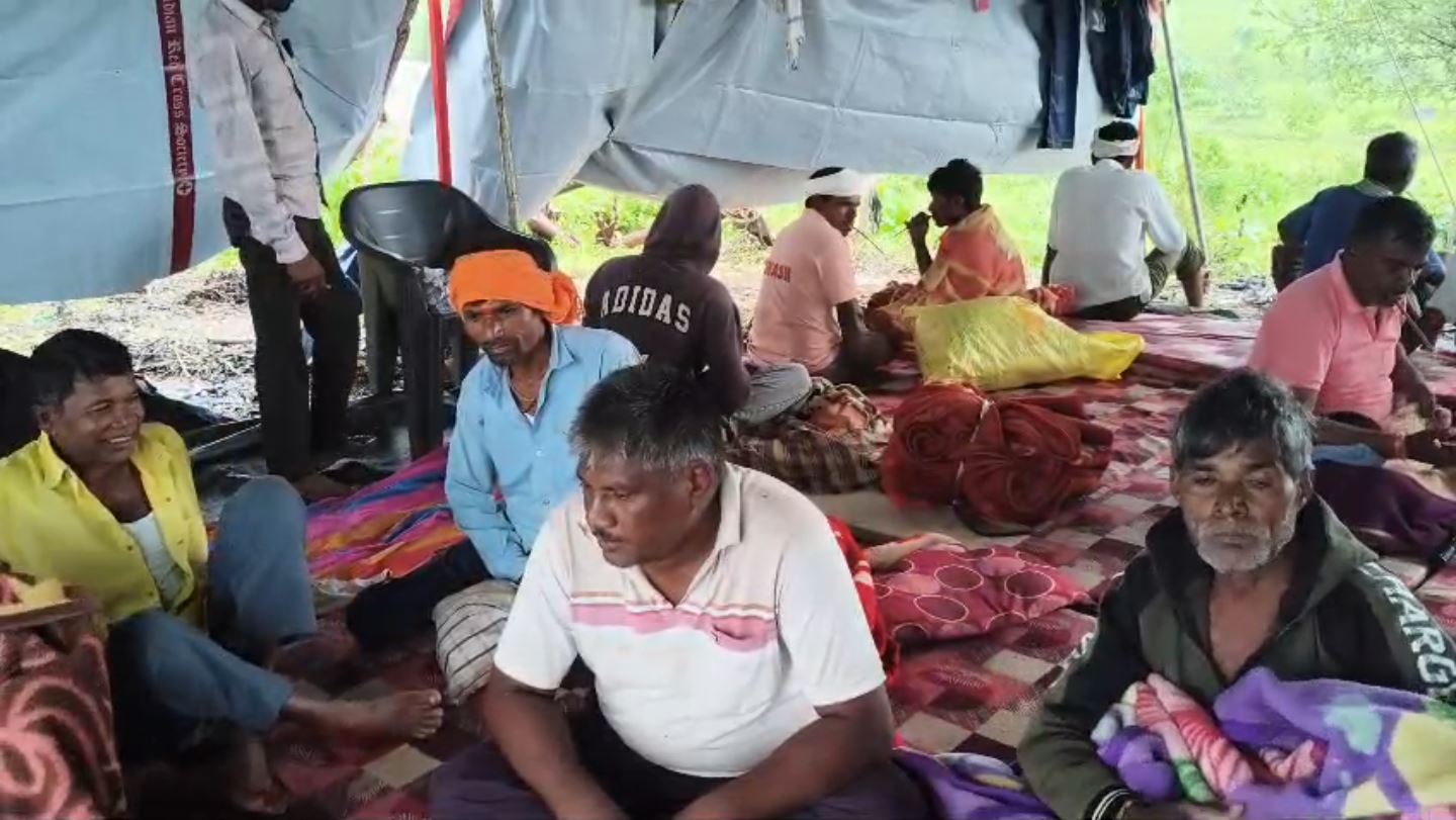 Narmada Tribal Farmers Protest: 12 ગામના ખેડૂતોનું 5મા દિવસે પણ ધરણાં