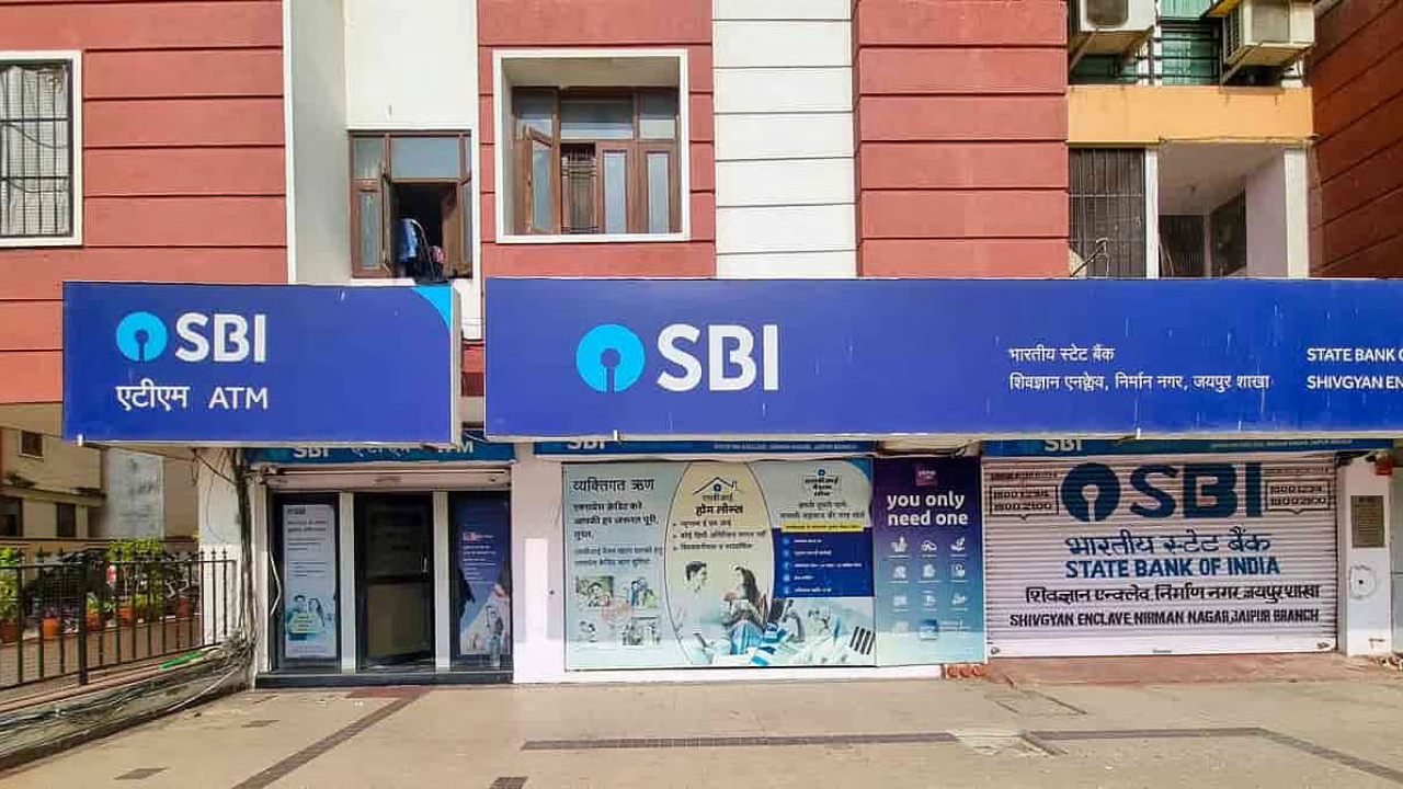 SBI Loan Recovery Case: ₹17.30 લાખ કપાયા