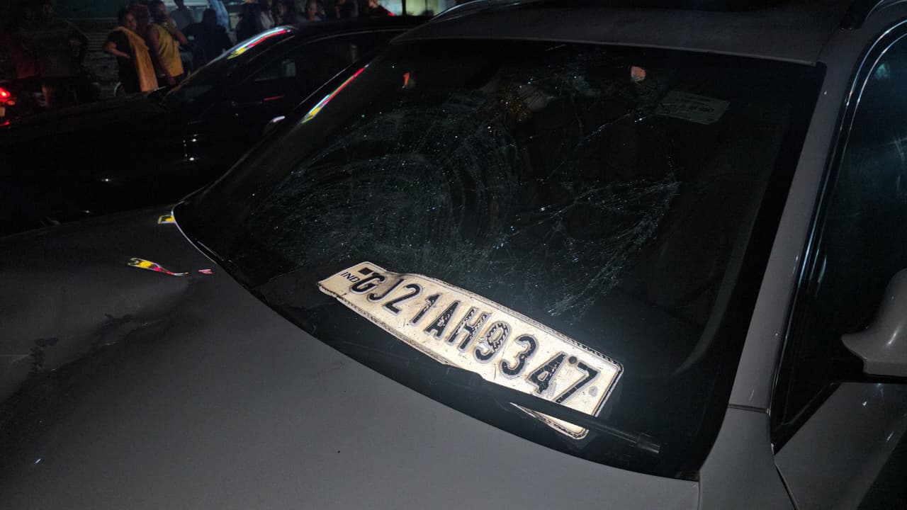 Navsari Eru Road Accident