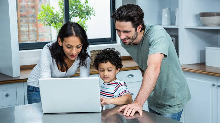 Social Media Account for Minors: સગીરો માટે સુપ્રીમનો મોટો નિર્દેશ