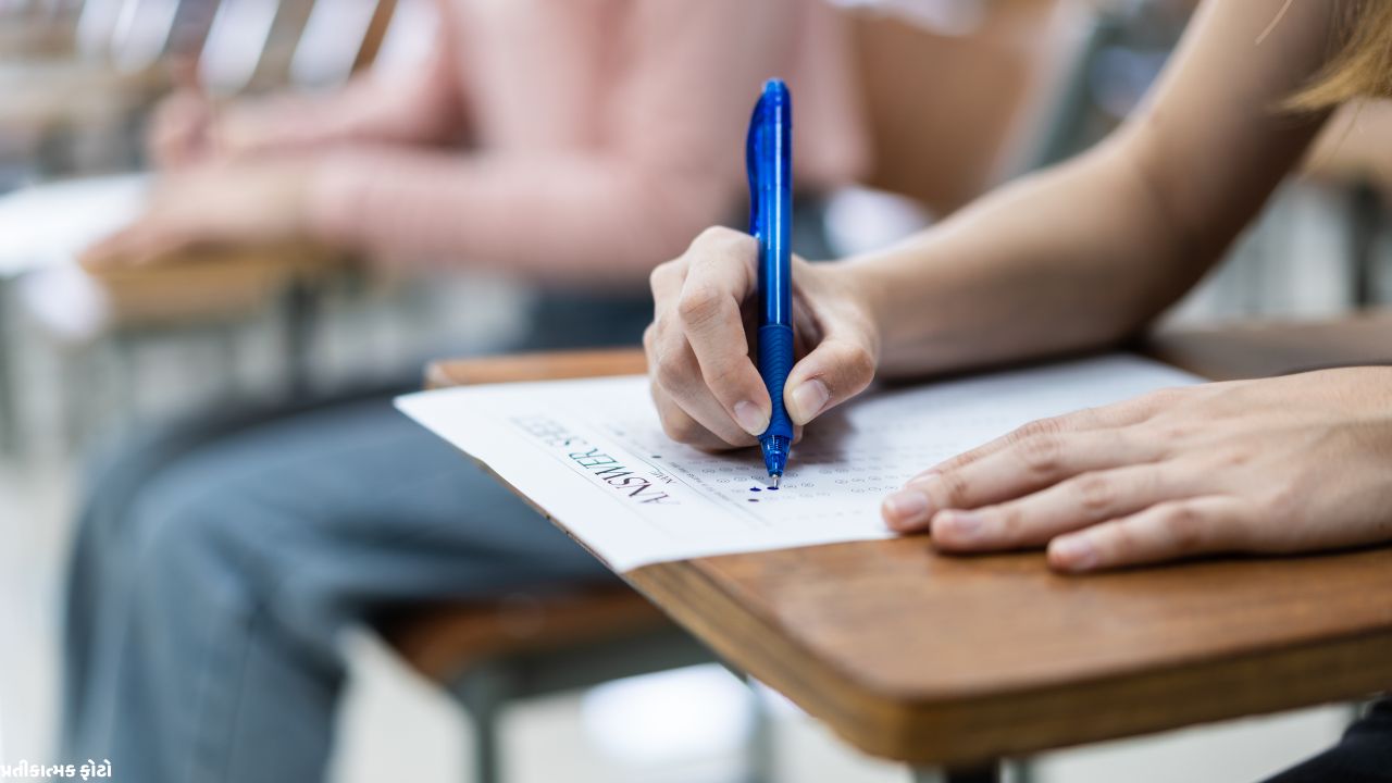 CBSE દ્વારા 2027ના સેમ્પલ પેપર જાહેર! 