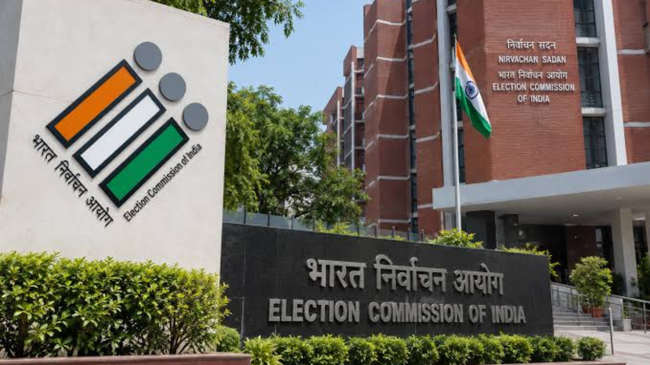 Election Commission dispute: બંને કમિશનરોએ સિનિયર ઓફિસર સામે કરી ફરિયાદ