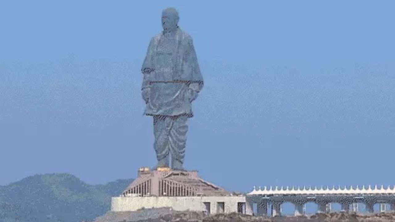 PM Modi Gujarat Visit: સરદાર પટેલને શ્રદ્ધાંજલિ, 400 કરોડના પ્રોજેક્ટનું લોકાર્પણ