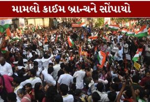 દિલ્હીના જંતર-મંતર (Jantar Mantar)ખાતે 3 ઓક્ટોબરે યોજાયેલા વિરોધ પ્રદર્શન દરમિયાન ત્રણ મહિલા પત્રકારો સાથે કથિત જાતીય સતામણી (Sexual Harassment)ના આરોપોને લઈને મામલો ગરમાયો છે