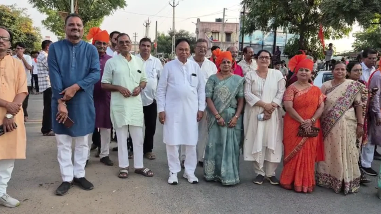 Himmatnagar Dussehra: 35 ફૂટના રાવણનું દહન જોવા ઉમટ્યું જનમેદની