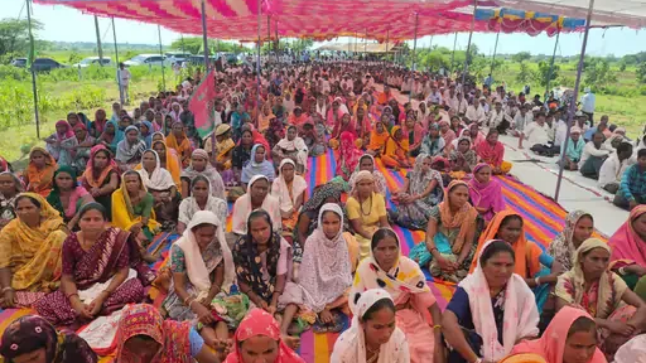Sagbara Forest Rights Satyagraha: સાગબારાના ખોપીમાં આદિવાસી ખેડૂતોનું આંદોલન ઉગ્ર